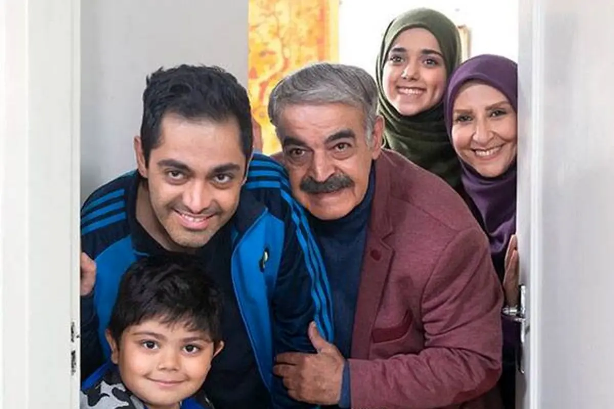 بازیگر نقش علیرضا گلابی در سریال «بوتیمار»