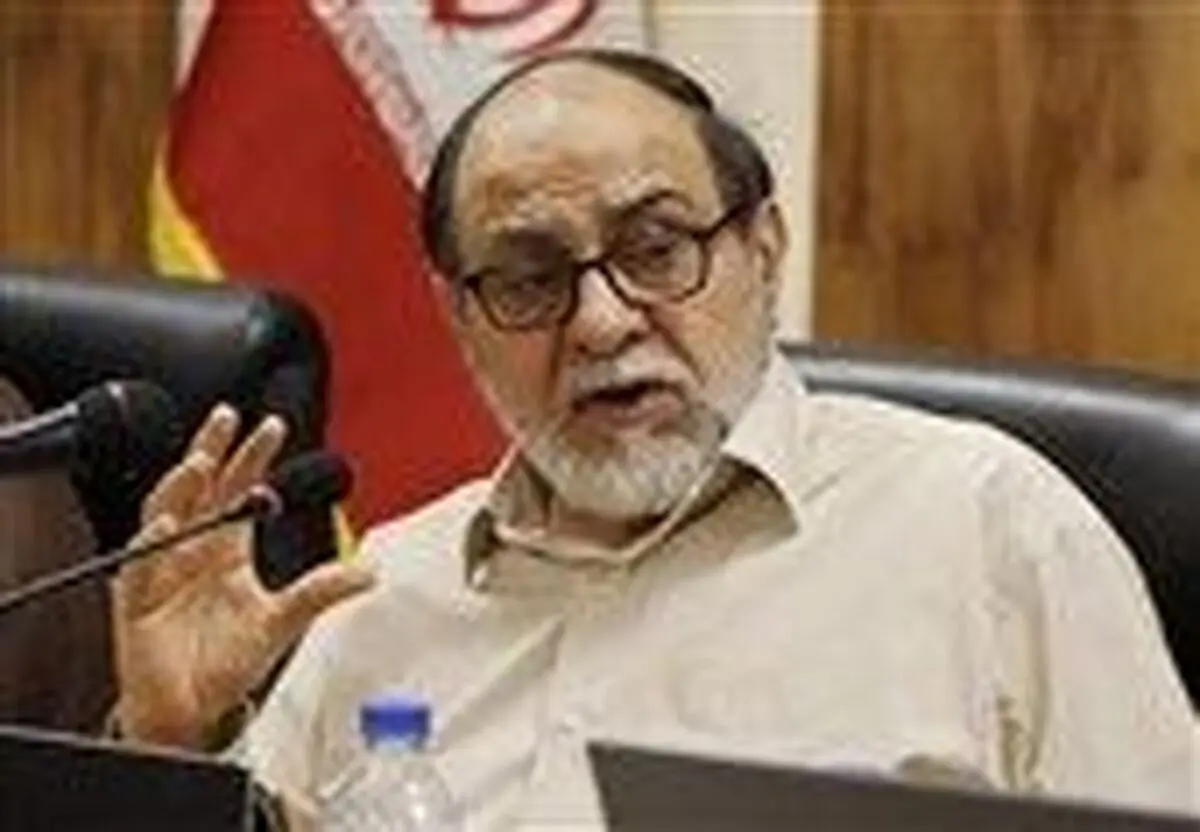 رحیم پور ازغدی: ظریف متخصص دروغ و چاخان است
