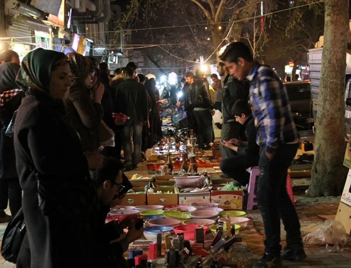 بیکاران بازار دستفروشان را رونق دادند