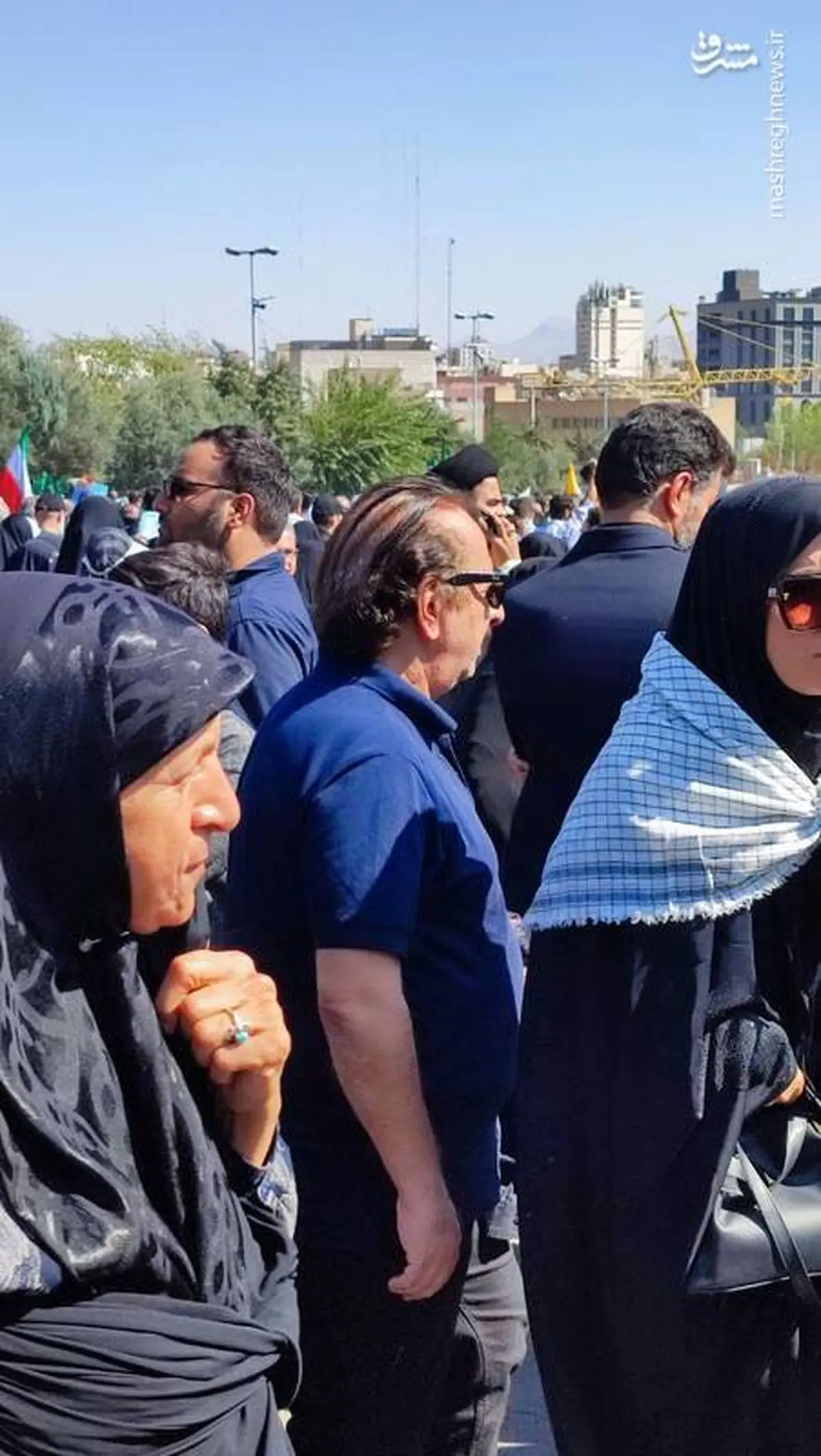 حضور مجید مجیدی در نماز جمعه