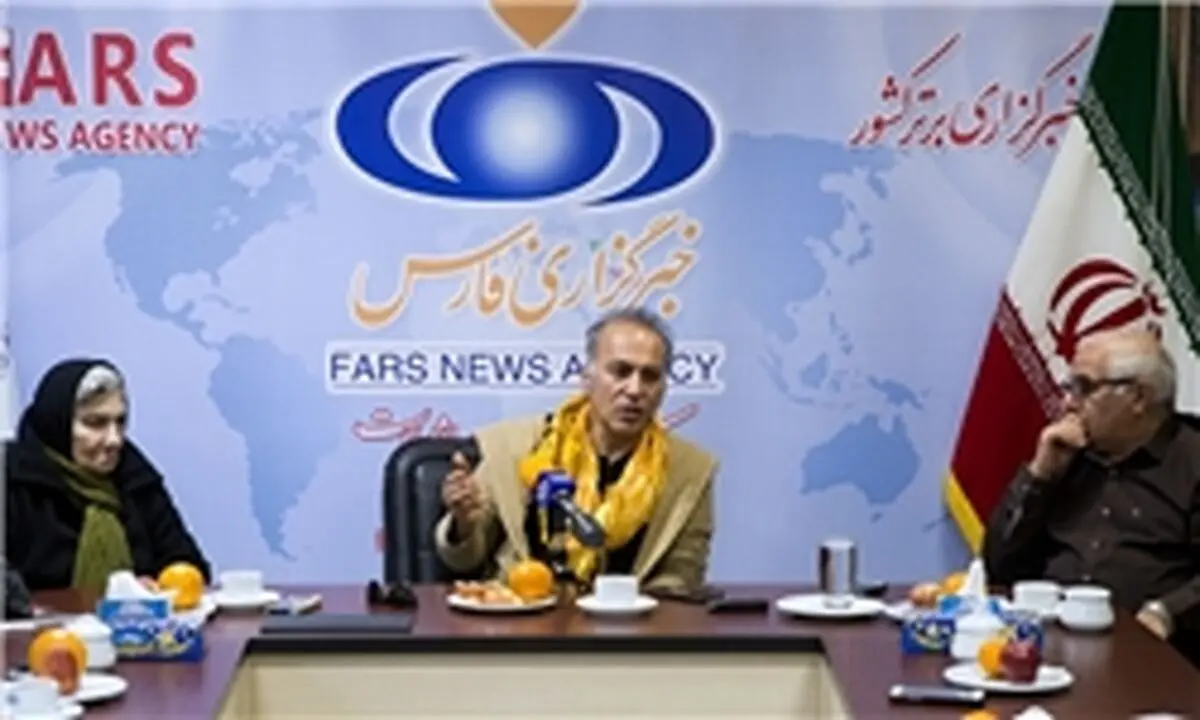 صالحی: حال تئاتر خوب است