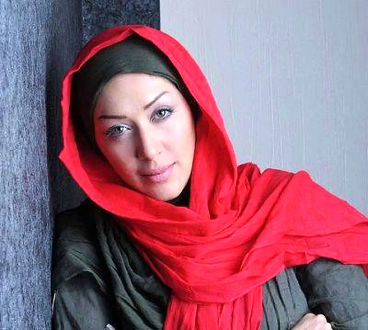سلفى خانم بازیگر به همراه پدرش در کربلا
