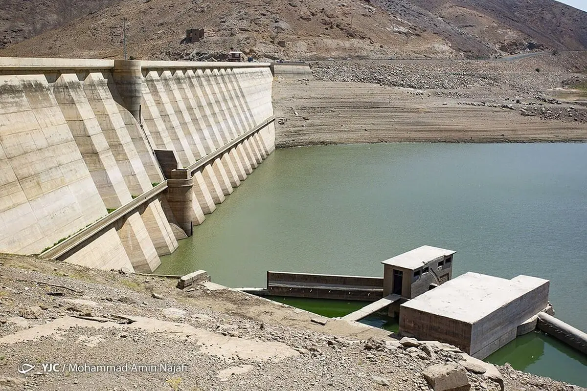 کاهش ۵۰ درصدی ذخیره آب سدهای کشور