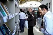 حضور نویسنده خنداونه در نمایشگاه کتاب