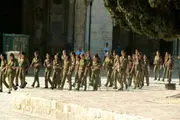 ۱۰۰زن صهیونیست با لباس نظامی در مسجد الاقصی!