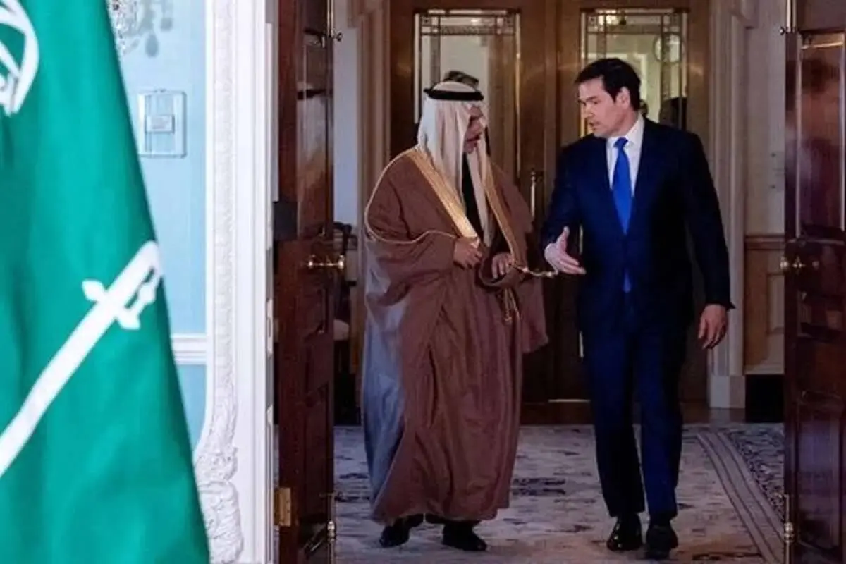 گفت‌وگوی وزرای خارجه آمریکا و عربستان درباره ایران