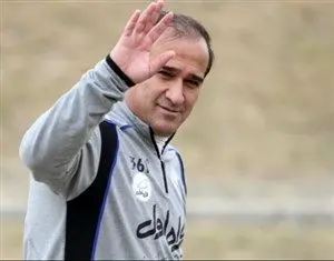 یکسری از مربیان در فوتبال ایران سیاه‌باز هستند