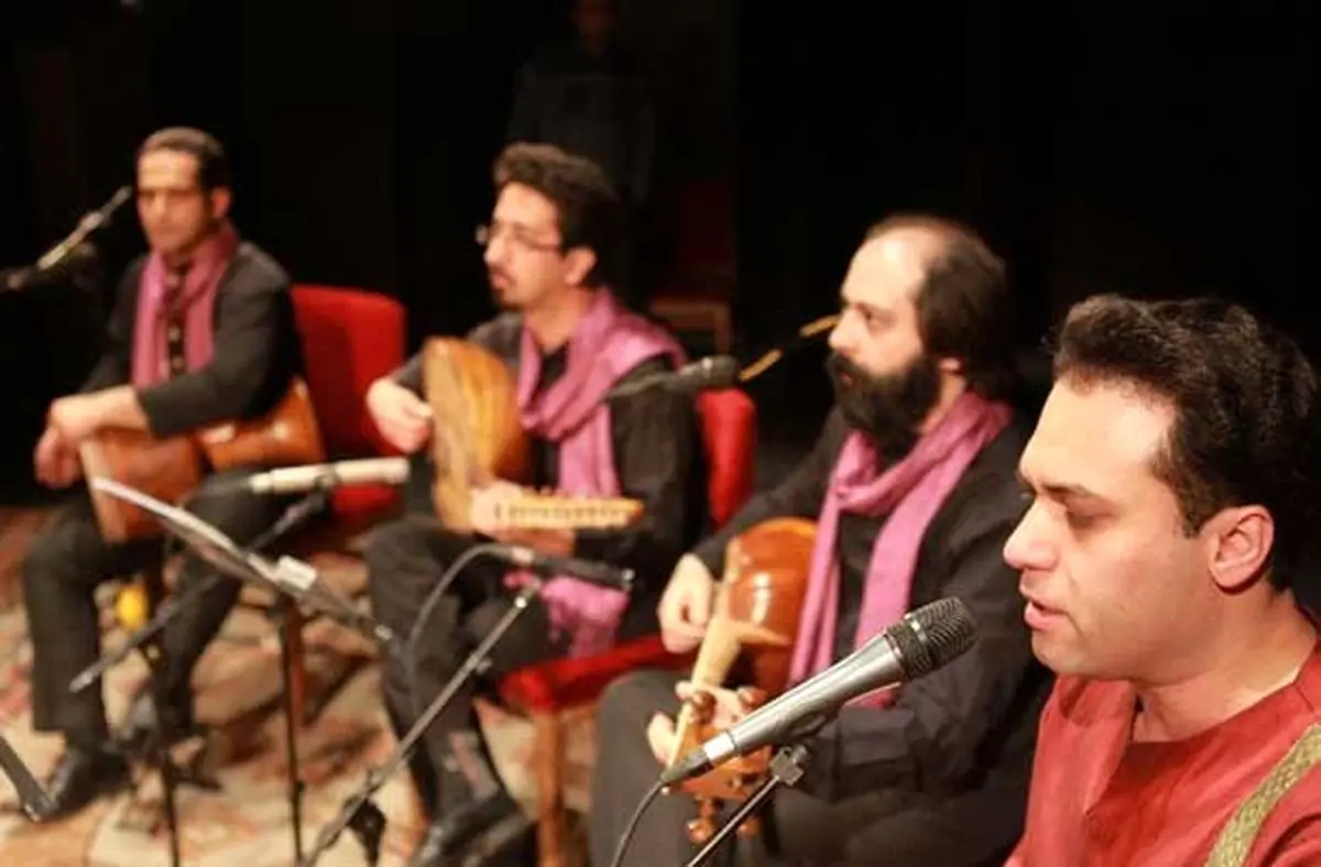 آرنولد و جومونگ مشهورتر از فردوسی