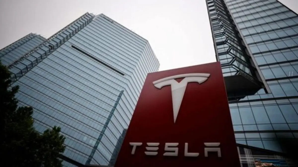 کاهش قیمت خودرو‌های تسلا ادامه دارد
