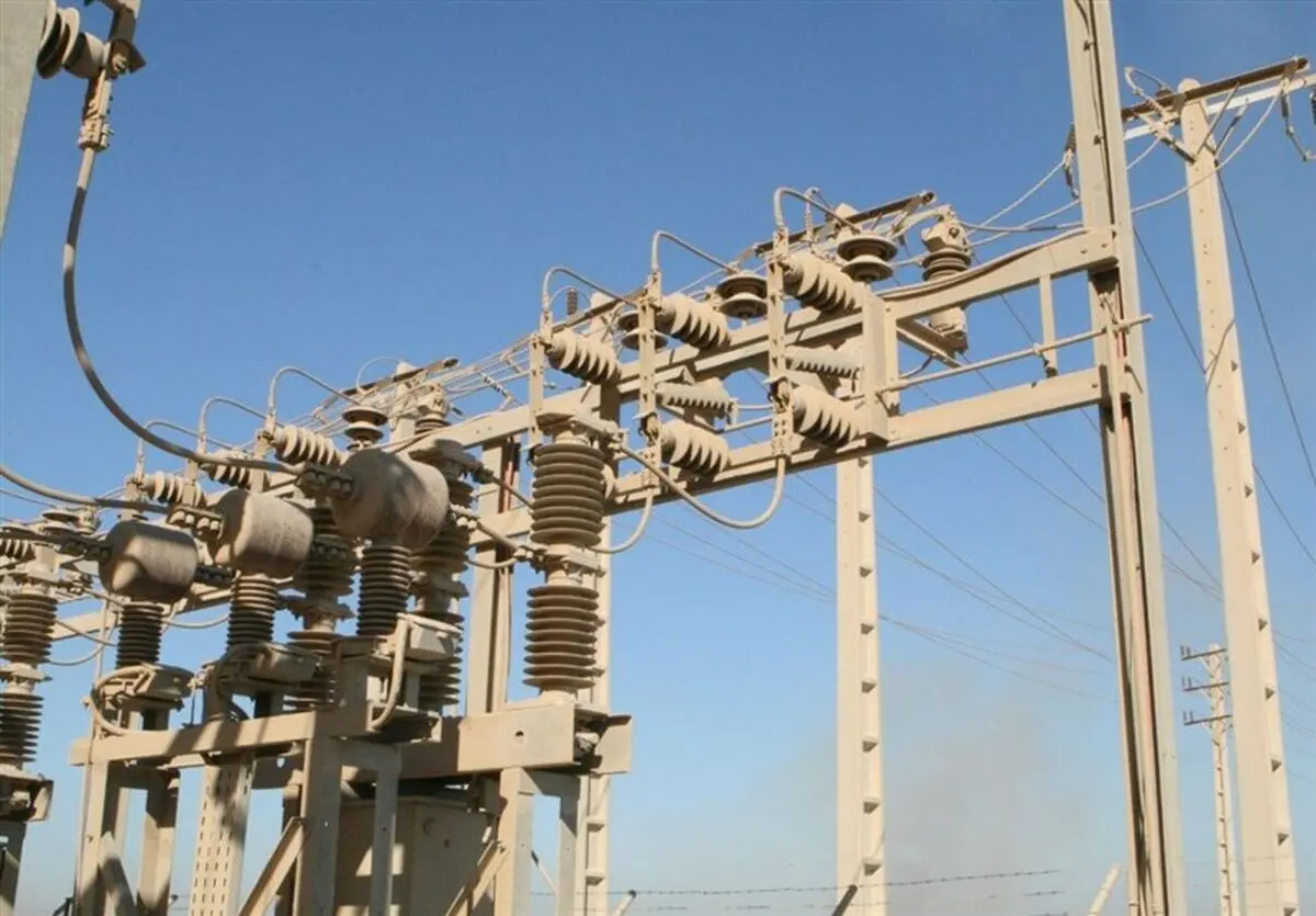 تجهیزات برقی که به "گِل" نشست+تصاویر