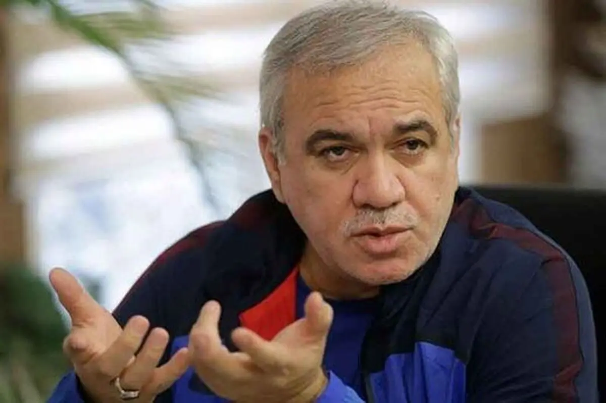 فتح‌الله‌زاده: باید مجسمه نکونام را بسازند!
