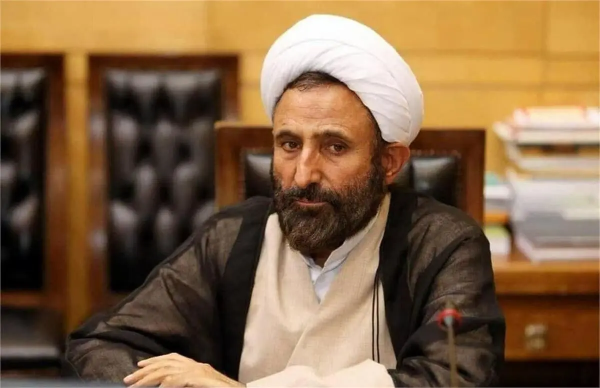 دیکتاتوری دلار باید از کشور حذف شود