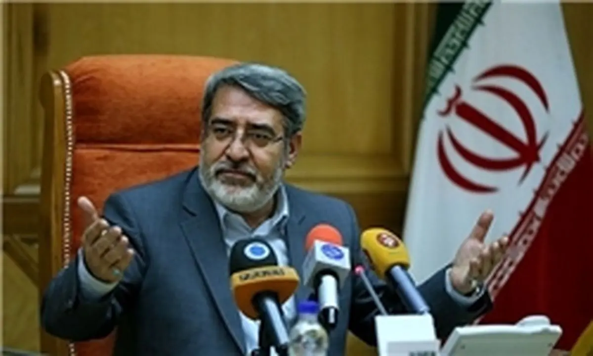 مجریان انتخابات حق ندارند له یا علیه نامزد خاصی ورود کنند