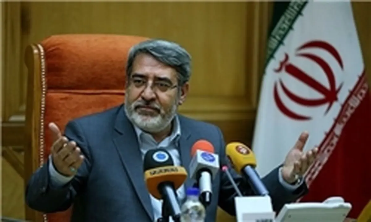 مجریان انتخابات حق ندارند له یا علیه نامزد خاصی ورود کنند