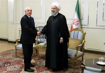 تاکید روحانی بر گسترش روابط پارلمانی تهران - الجزیره