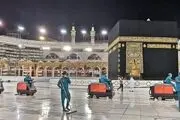 استفاده روزانه ۵۴ هزار لیتر مواد ضدعفونی کننده برای مسجد الحرام+ عکس