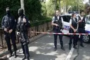 
حمله با سلاح سرد به پلیس فرانسه
