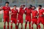 شمشیر دو لبه جوانگرایی در پرسپولیس