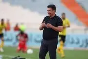حمایت مدافع سپاهان از امیر قلعه نویی در مقابل انتقاد هواداران