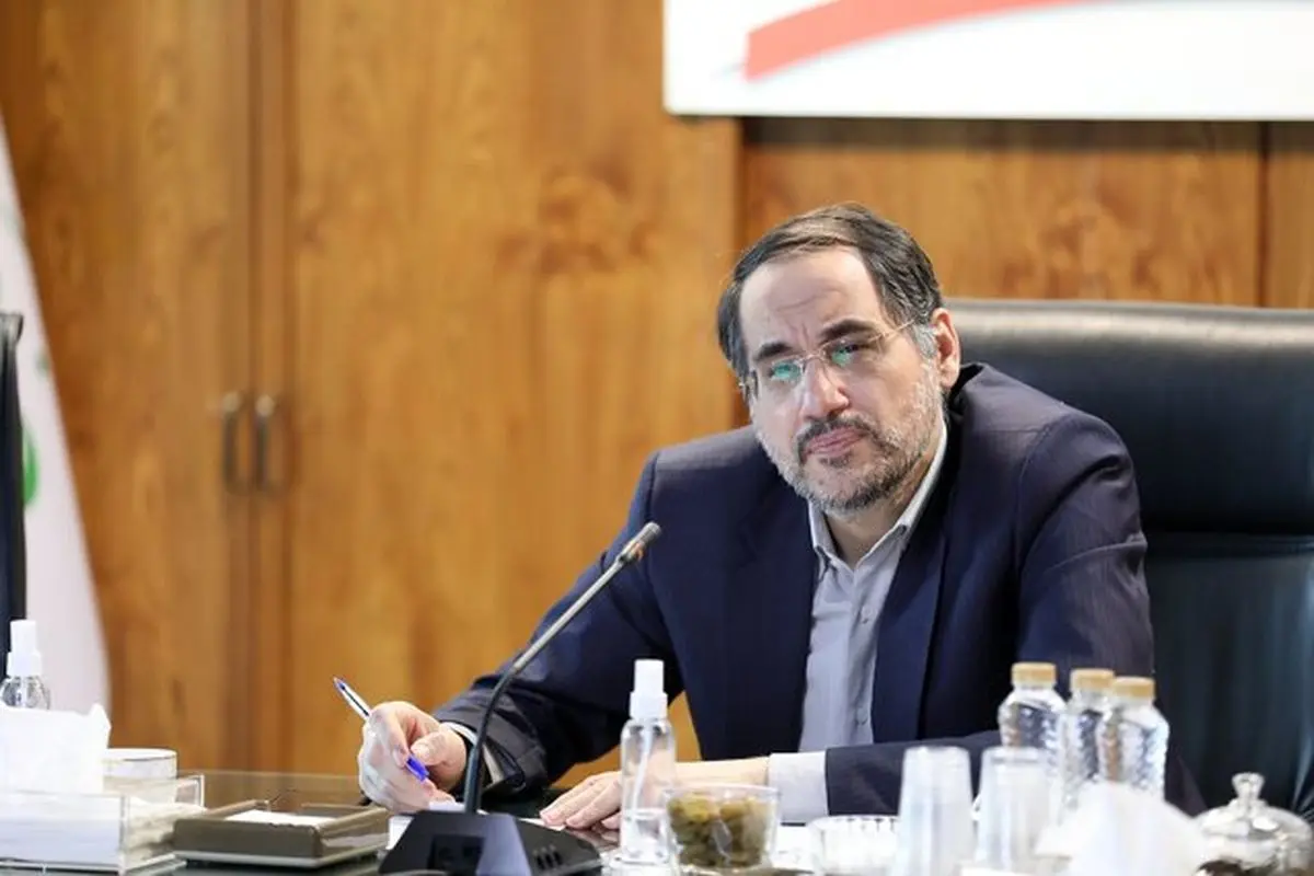 وضعیت بازار خودرو زیبنده نام سال و حکمرانی مردمی نیست