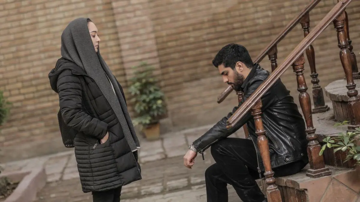 «سینا مهراد» درکنار عروس خانمش/ عکس