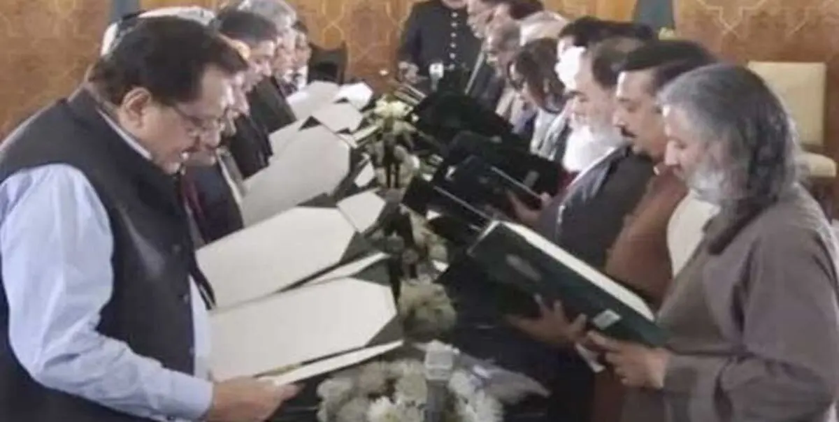 دولت «شهباز شریف» سوگند یاد کرد