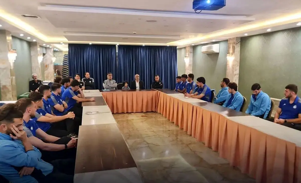 حمایت ویژه مدیرعامل از آبی‌های دیار کارون پیش از نبرد با سپاهان