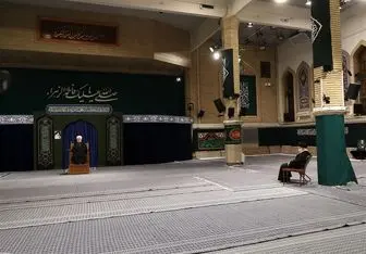  اولین شب مراسم عزاداری شهادت حضرت زهرا باحضور امام خامنه‌ای برگزار شد 
