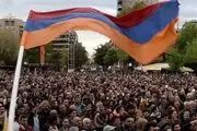 حزب حاکم ارمنستان کوتاه آمد
