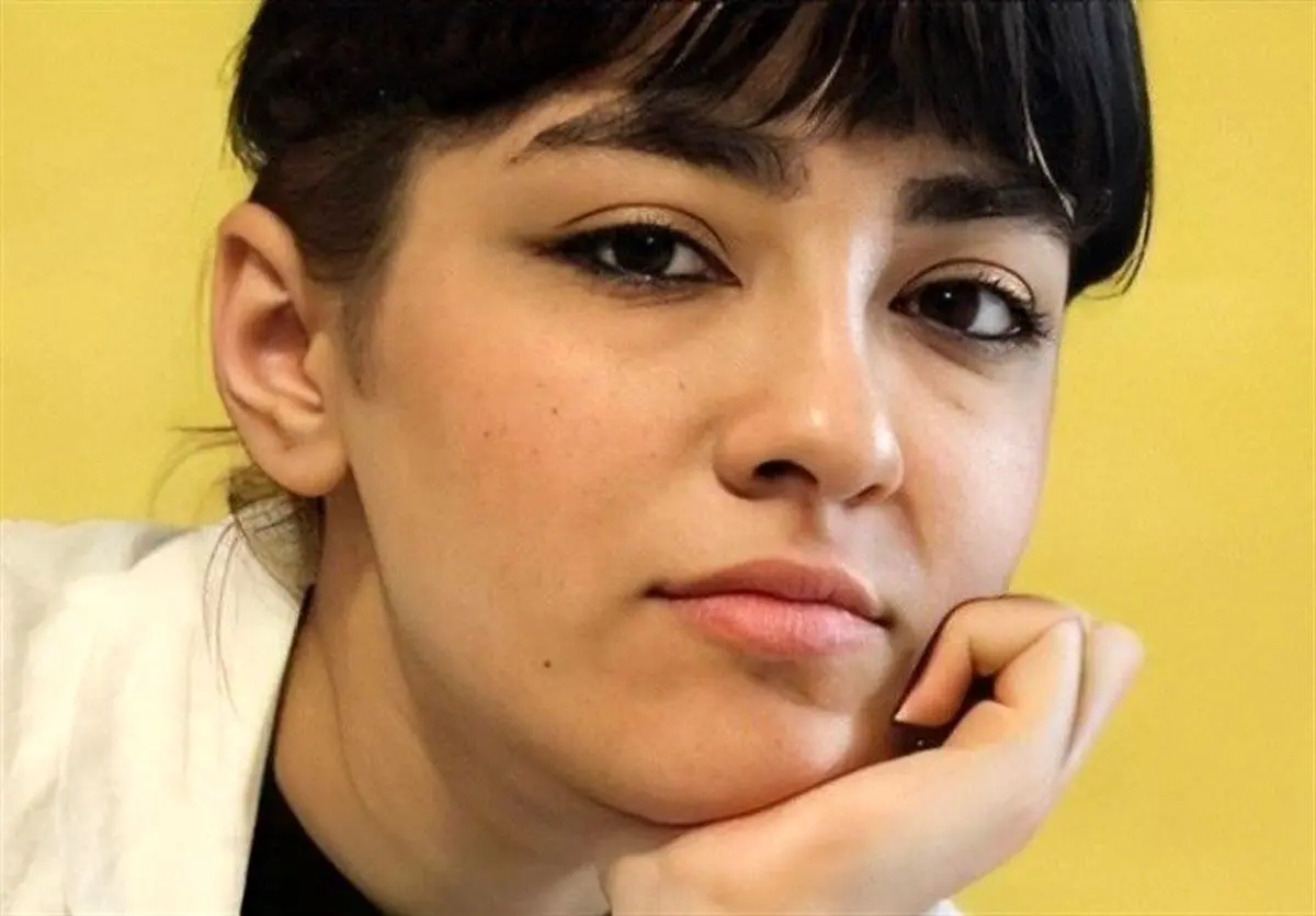رمزگشایی از پیامهای نیکا و مادرش