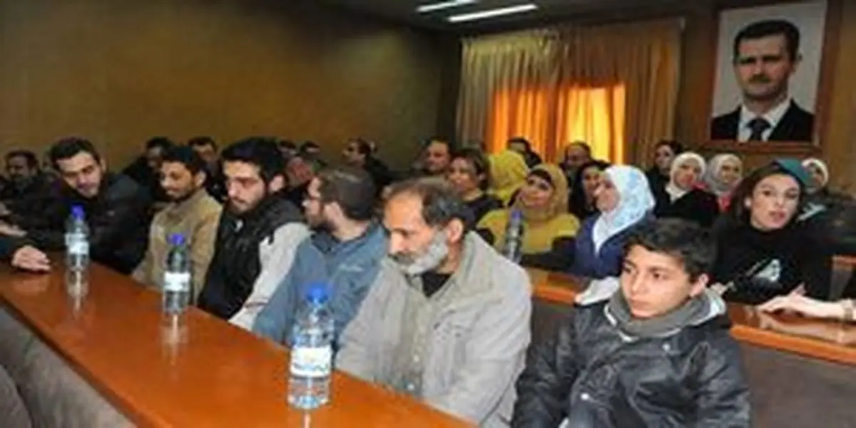 24 زن و دختر سوری از دست تروریست ها نجات یافتند +عکس