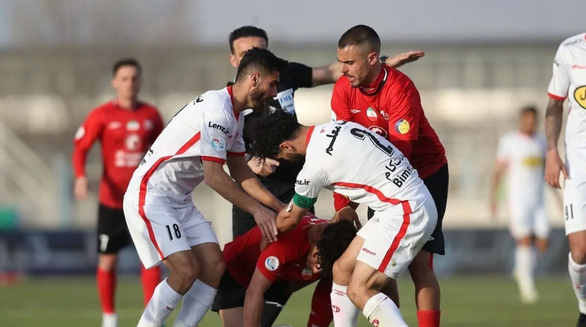 پرسپولیسی‌ام اما دوست ندارم تراکتور ببازد
