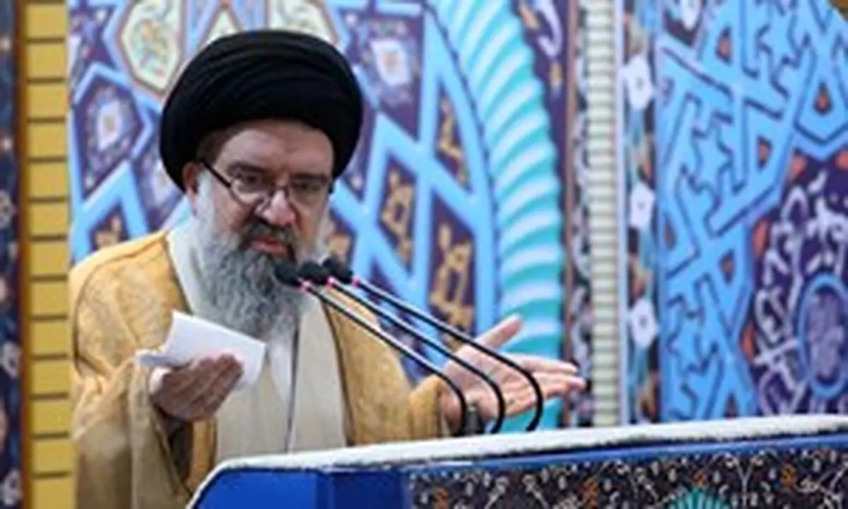 موشک‌هایمان به مانند صاعقه بر سر "متعرضین" به ایران فرود می‌آیند