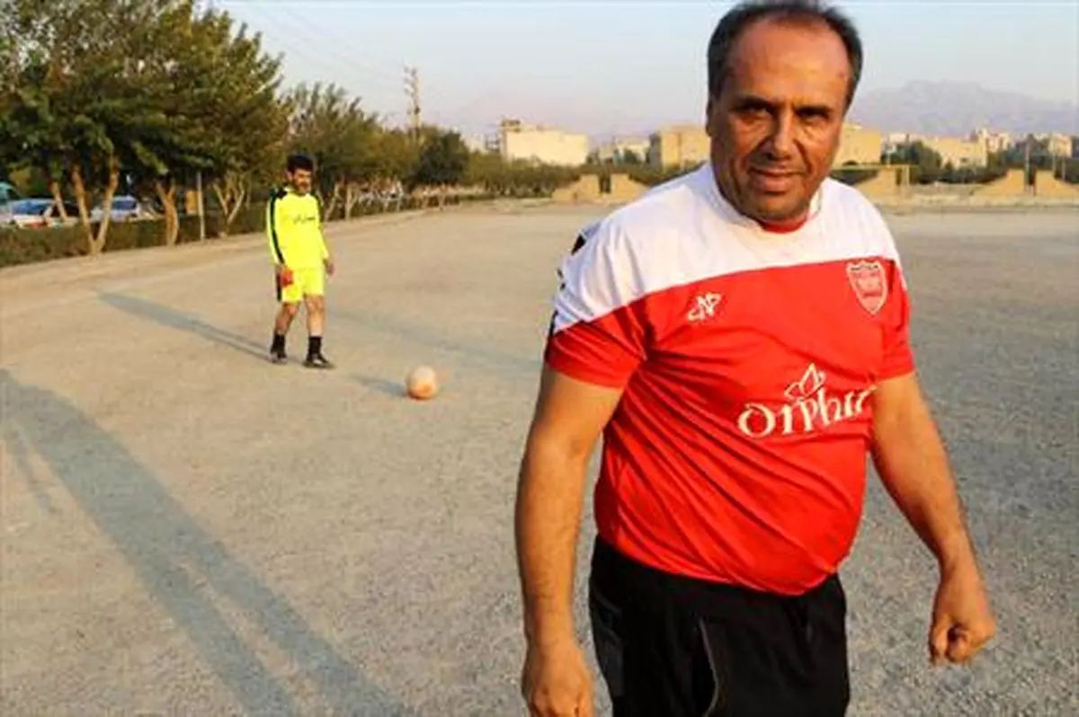 شجاع خلیل زاده مقابل پرسپولیس مردانه بازی کرد