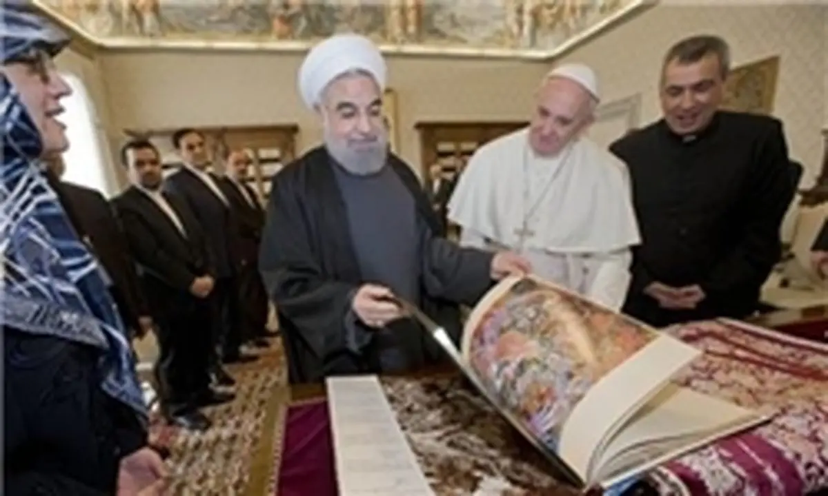 در دیدار پاپ و روحانی چه گذشت؟/+عکس