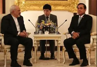 وزیر خارجه ایران با نخست وزیر تایلند ملاقات کرد