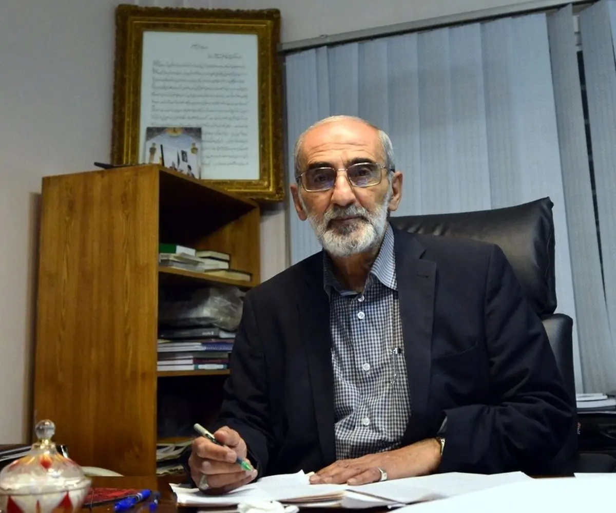 شریعتمداری:ترامپ نسخه آمریکایی گورباچف است