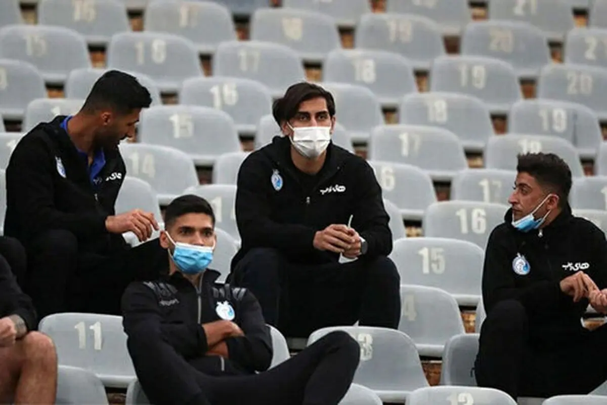 نادری قراردادش با استقلال را ثبت نکرد