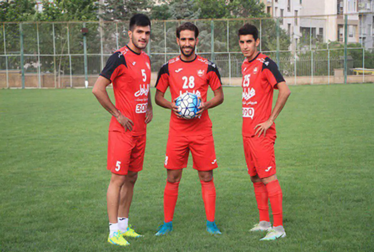 سرمربی پرسپولیس کدام بازیکنان را نمی خواهد؟