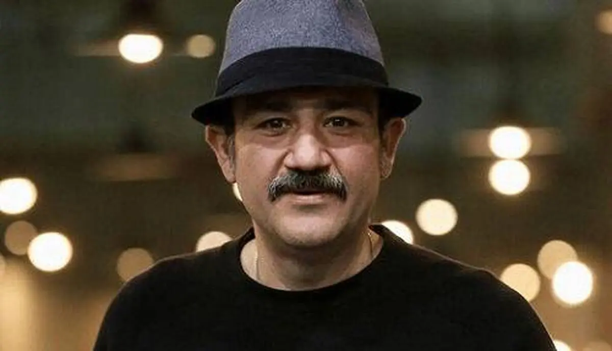 تصویری از مهران غفوریان در «آبی روشن»