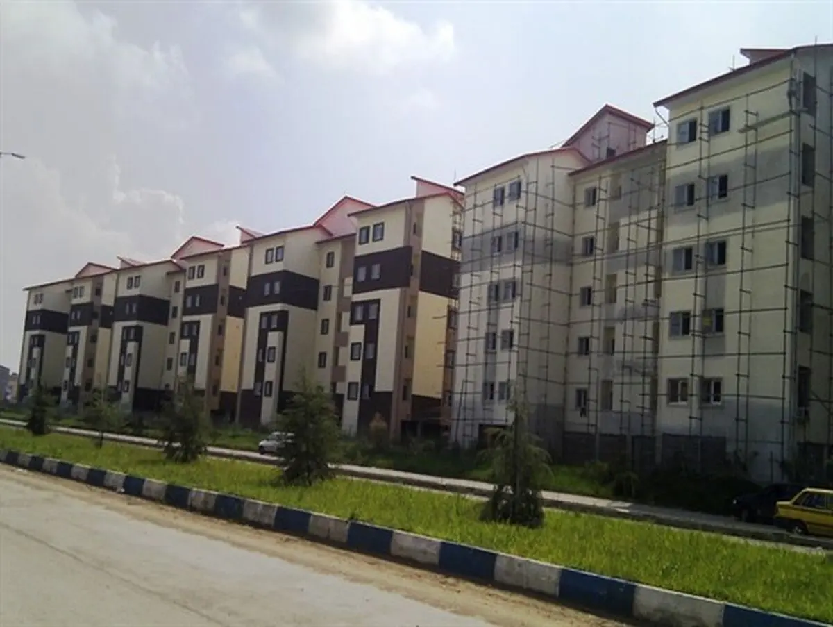 عدم تحویل واحدهای مسکن مهر رشت توسط پیمانکاران و سرگردانی مردم