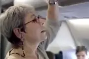 سرانجام نژادپرستی در هواپیما! +فیلم