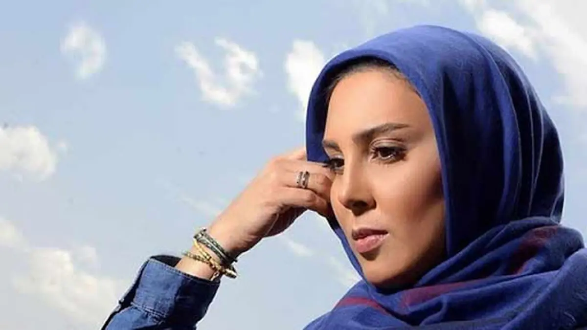  پوشش متفاوت لیلا بلوکات در یک مراسم رسمی