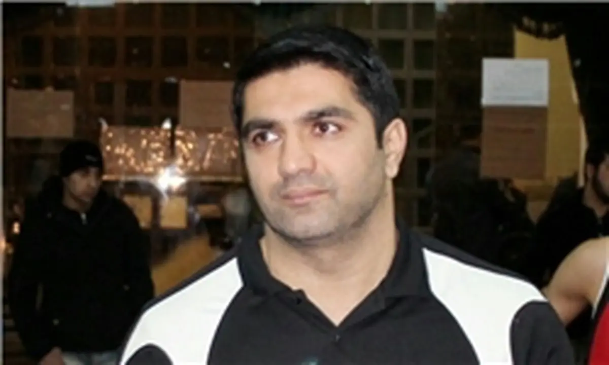 هنرنمایی این استقلالی، خارج از مستطیل سبز سوژه شد