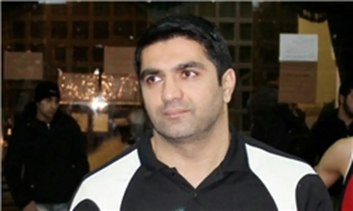 هنرنمایی این استقلالی، خارج از مستطیل سبز سوژه شد
