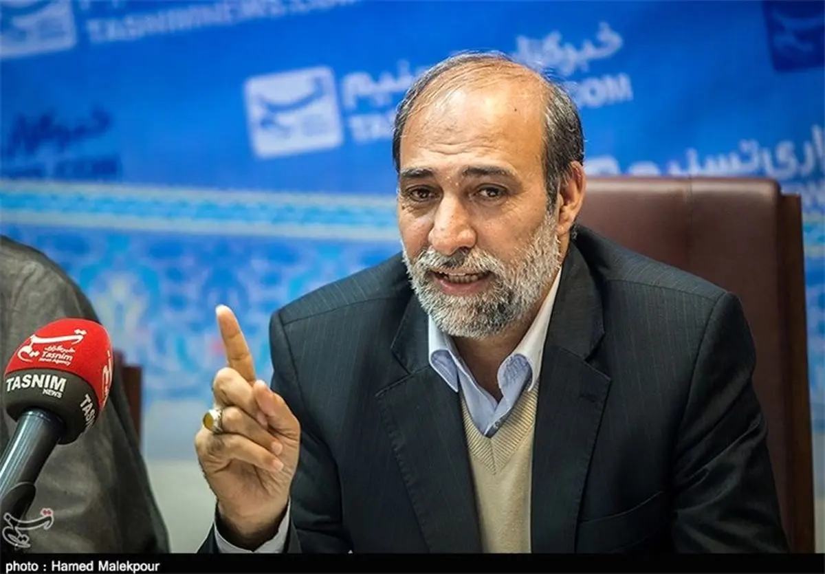مسئولان در استفاده از واژههای"تندرو و افراطی" با دشمن همنوایی نکنند