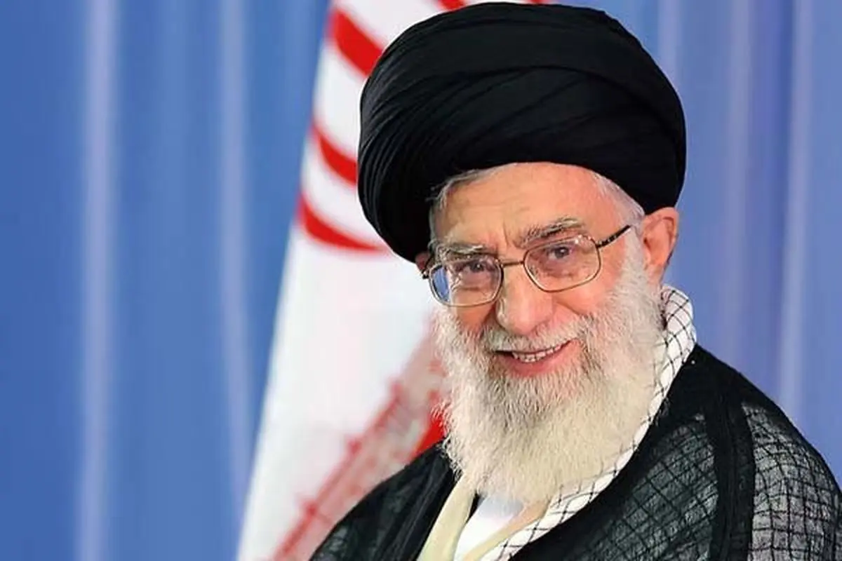 رهبر انقلاب: در منزل من همه افراد هر شب در حال مطالعه خوابشان مىبرد