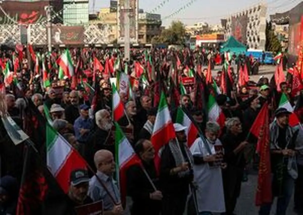 پیچیدن نوای «یالثارات الحسین» در خیابان‌های تهران