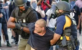 پلیس آمریکا 4100 معترض را بازداشت کرد
