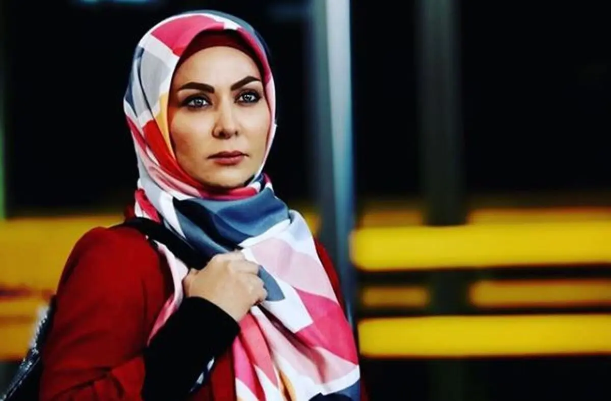 فقیهه سلطانی در مقابل آینه گریم /عکس